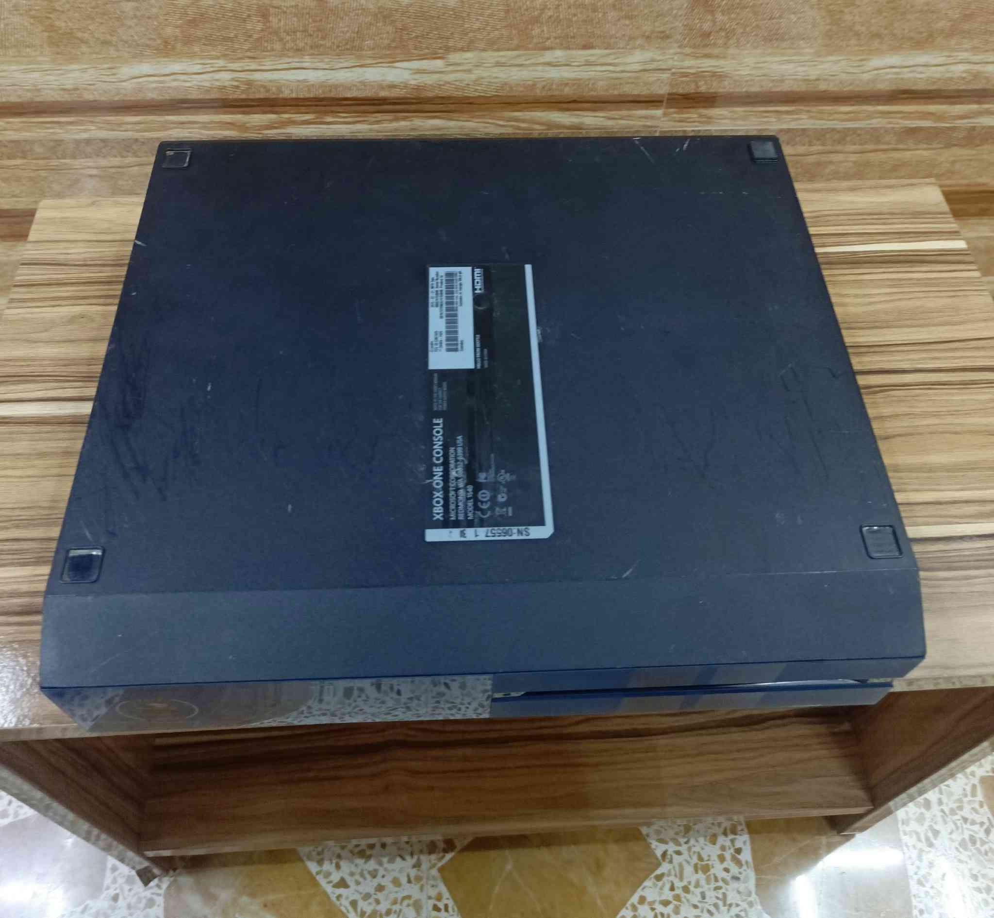 Xbox One Fat 
نسخة Forza Motorsport

1 TB
مفتوح تنضيف فقط 
جوستك اصلي مال جهاز
السعر 135
العنوان موصل حي سومر مكتب الحسن متوفر توصيل لجميع المحافضات 
***********
***********
