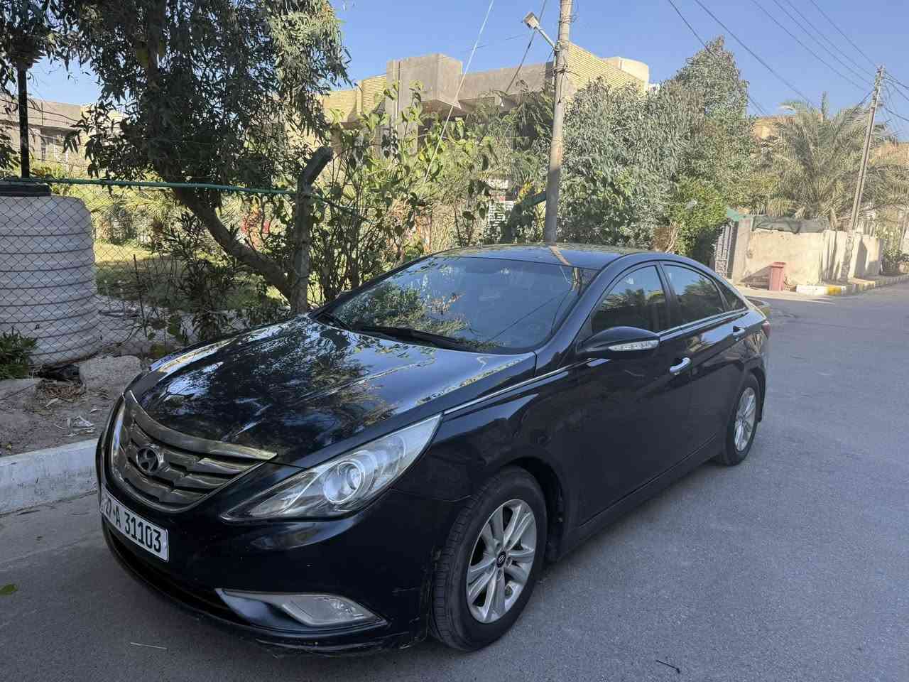 سوناتا موديل 2014وارد أمريكي  لون نيلي حبري تحويل ثاني يوم ضرر صبغ باب مع جاملغ جه يمين  بدون أي ضرر داخلي بدون ايرباك ماشي 133الف حقيقي محرك بلادما مفتوح  كير تبريد حجم محرك 2400GDIشاشه  كأمره كشن كهرباءكشنات  تدفئه وباقي مواصفات اعتياديه سياره موجوده محافظه ذي قار -شموخ سعر 107وبيه مجال بسيط للتواصل
***********
