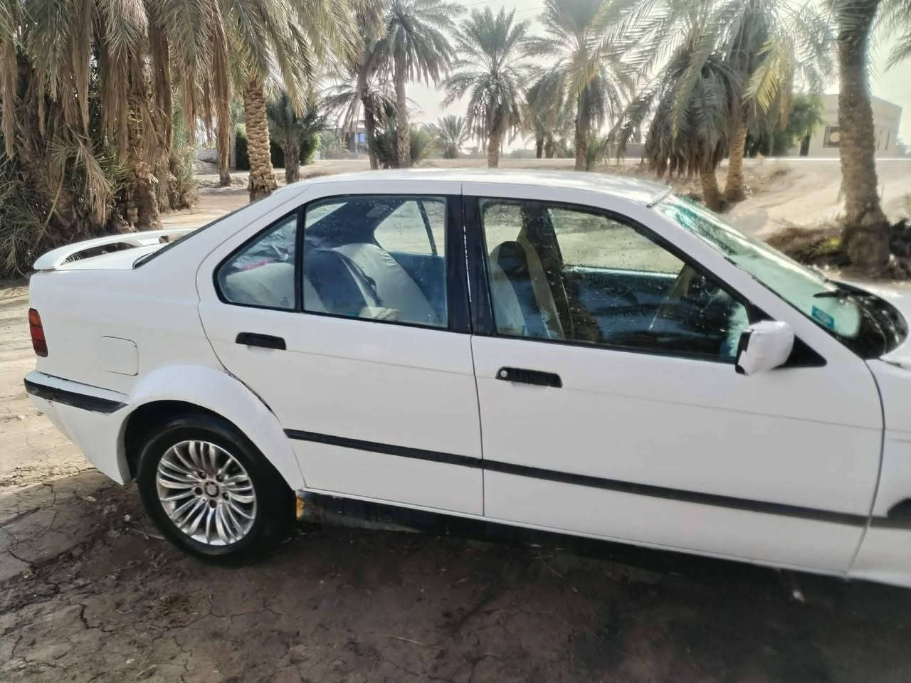 بيئم دبليو حجم 316
كير تماتيك مكينه خير من الله
حداديه جديده
تخم تاير جديد
سياره خير من الله
هزه جديده
سنويه ل27
رقم نكليزي 
مداور ثاني يوم
شعدك مراوس نزل 
سياره متعوب عليها
مكان رميثه
***********

