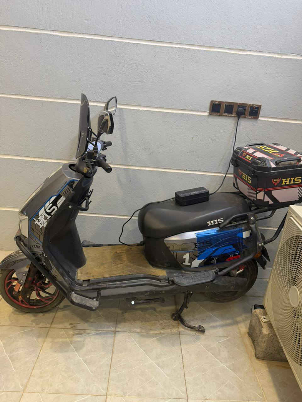 دراجة شحن للبيع 2025 بطاريات جديدة قبل اسبوع شادهن السعر 800 مكاني بغداد ***********
