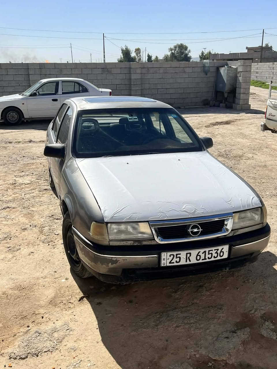 اوبل فكترا موديل 1991 مكينة 20 مكينه بل شرط الكير عل 3 يفلت تخم تايرات جديد باتري جديد كربائيات فول خياس مابيهة ضررهة صدوك او جمالغ خلفي بدون دواخل سيارة بسمي شرط الغرامات سعر 35 بي مجال   ***********
