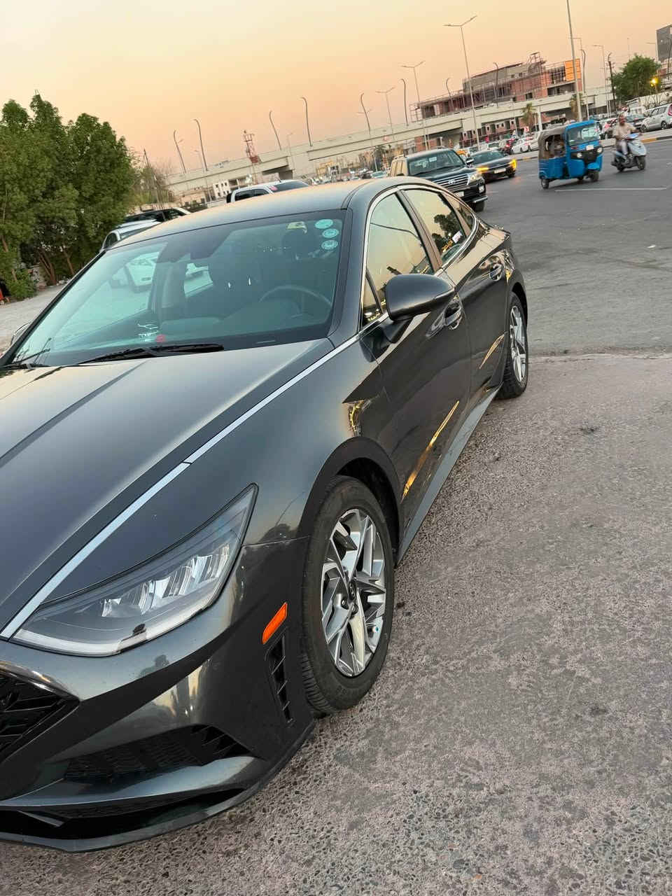 السلام عليكم 

سوناتا sel موديل 2023

لون نفطي
مكينة 2500 دوش المرغوب 
گير AT مو CVT
تحكم ستيرن جهتين
اربع انظمة
گير دگم
تدفئة بالكشنات
هاند بريك بصمه
اوتو هولد
تحديد مسار
كروز سرعه
مانع انزلاق
كشنات كهربائي
شاشة كبيرة 
كار بلاي ايفون + اندرويد
بصمة تشغيل
تشغيل عن بعد
رادارات جانبية
بچم كبس 
صور الحادث بالمنشور
السعر 160$
رقم اربيل تحويل ثاني يوم 
مكان السياره بغداد البلديات 
موبايل ***********
