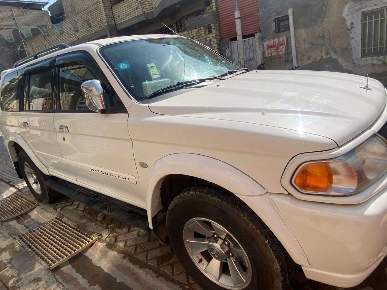 ميتسوبيشي ناتيفا. موديل :2008
محرك 6 سلندر حجم 3000cc

••

مواصفات السيارة (خليجي )

3000cc 6 محرك

كير اوتو اربع سرعات

فور ويل: ثقيل وخفيف

جام كهرباء

مري شفط

بوصله، عداد باتري,عداد دهن . شاشه .....

السياره كلها جاهزه وبدون نقص. واحلى من الصور.

فوريل ومحرك وكير واكسلات مكفول

غرفه السياره نضيفه ووكلشي بيها شغال ملاحظه: السياره بيها قطع صبغ فقط دعاميات 

علم تخم تاير مع سبير جديد أمركي ظمآن بي 3 سنوات باتري جديد مع منظومة غاز 6 لترا 

سياره ذب عليهه الف دينار 

السعر 120 بيهه مجال جدا 

مكاني بغداد ورقم سياره بغداد 
رقم تلفون ‭0773 496 0581‬
