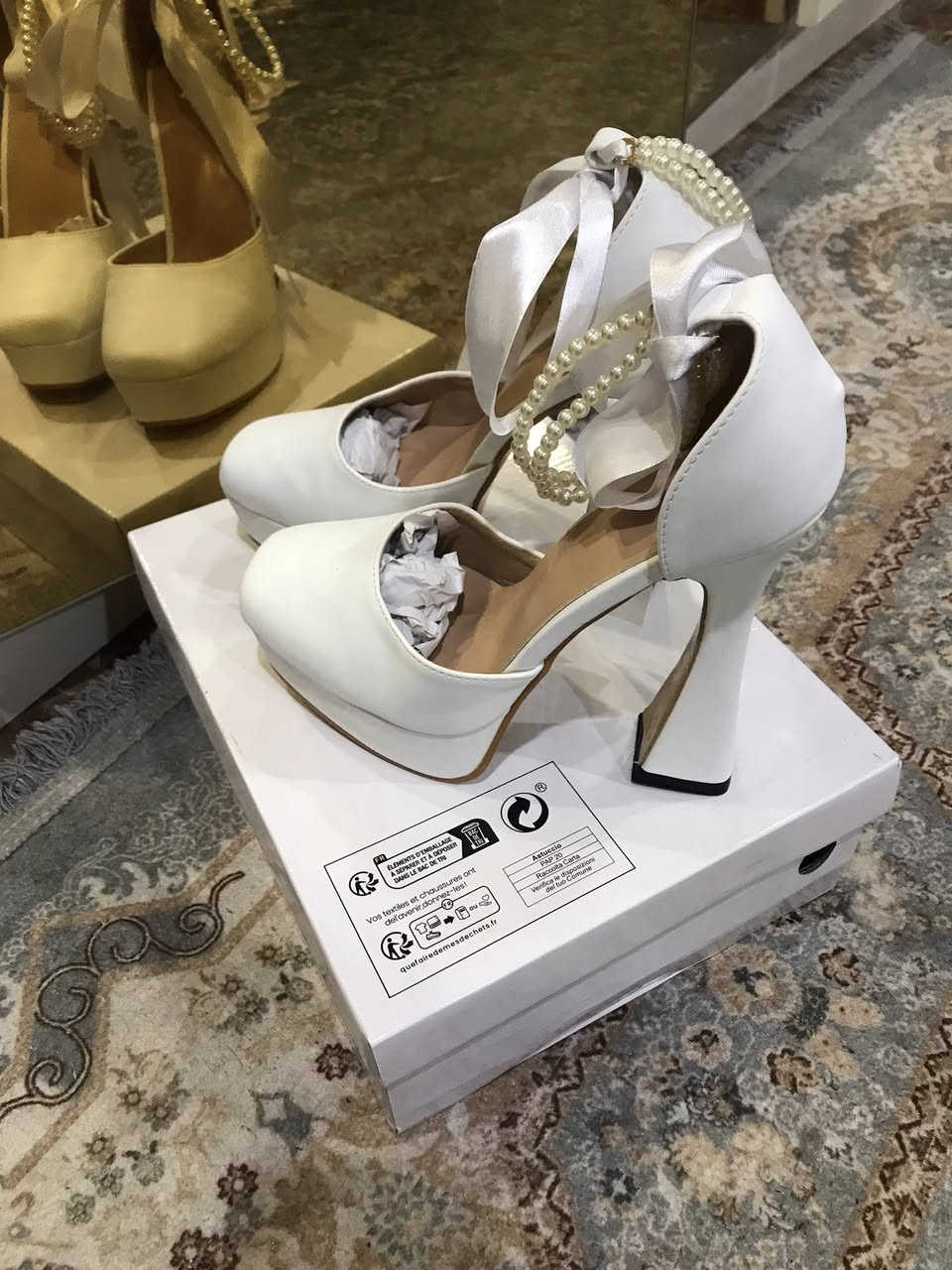 حذاء عرس ممستخدم جديد من شي ان سعره واضح بالصوره
اريده ب٢٥ الف
قياس ٣٧-٣٨
قالبه ناعم
مكان بابل


**إذا كنت صاحب هذا الإعلان وتريد حذفه لأي سبب، رجاءا أرسل رسالة إلى الدعم الفني**