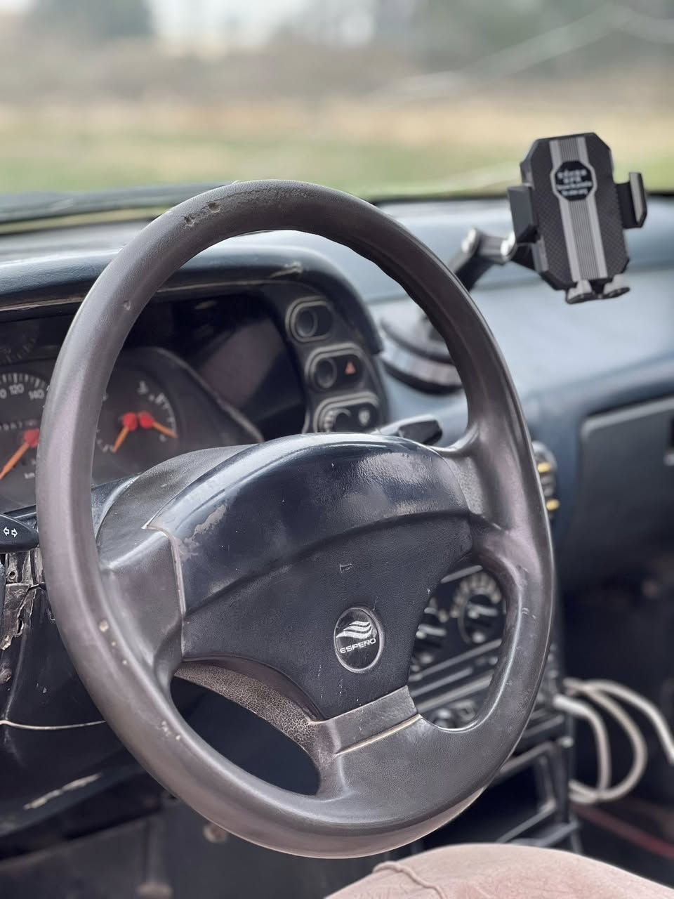 سلام عليكم 
اسبرو موديل 95 رقم انبار تحويل اول يوم سياره بيها نقوصات بسيطه السعر 18 للأستفسار هاذا رقمي ***********
