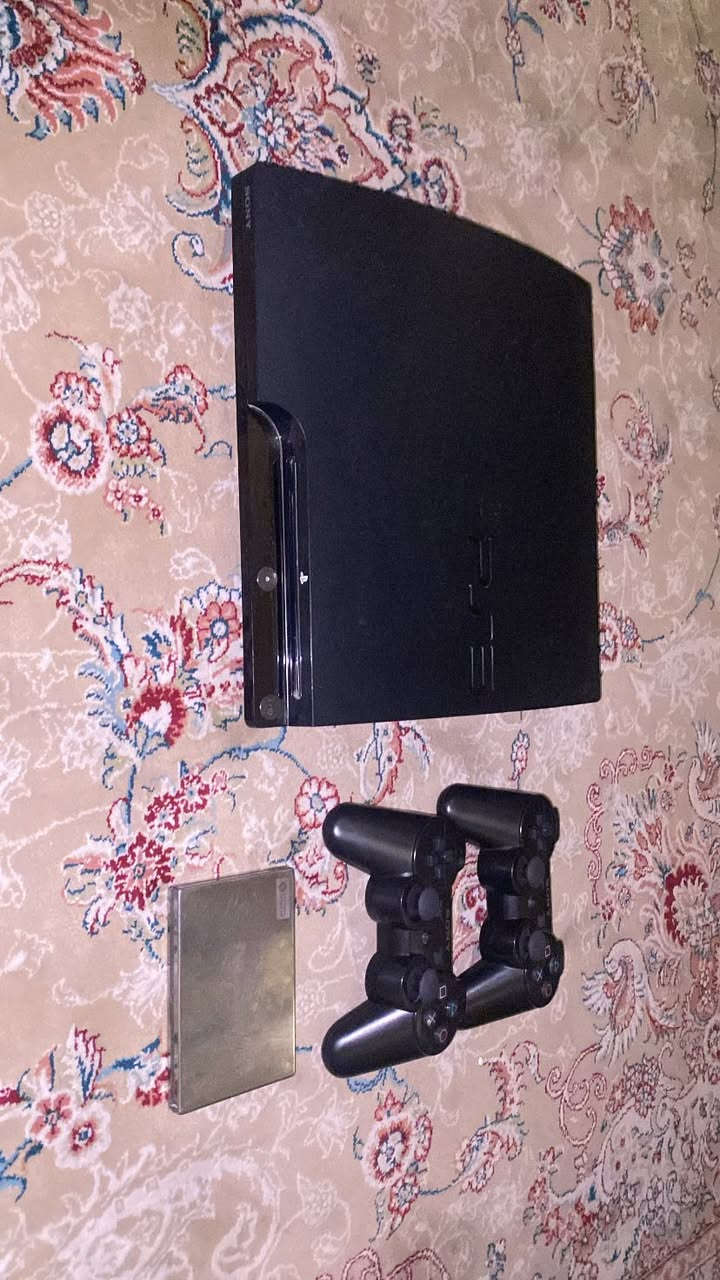 بلي ٣ سلم  بي 5 مكاتب وياه يدتين و هارد خارجي و وايراته موجوده كلها سعره 95 شرط ما مفتوح بعده بل ستكر مالته  و بي فوق ال 5000 لعبه مال 1/2/3  مكاني بغداد حي العامل 🤍
@الجميع


**إذا كنت صاحب هذا الإعلان وتريد حذفه لأي سبب، رجاءا أرسل رسالة إلى الدعم الفني**