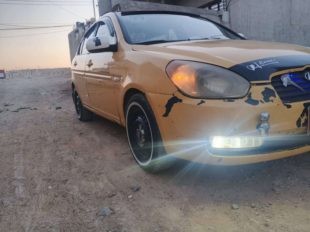 اكسنت 2009  تواير جدد ضررها مكصوصه من البراجيم السياره خليجي فول جاهزه على الحبه ونص الاستفسار على هذا الرقم *********** لا أتواجد على الفيس
