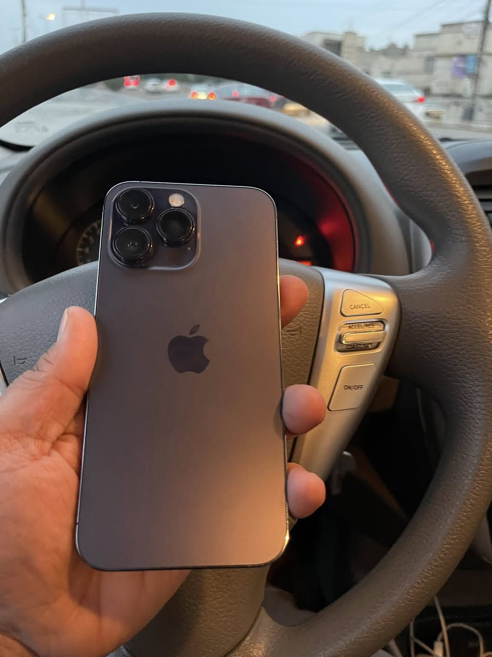 السلام عليكم ورحمة الله وبركاته جهاز ايفون 14 برو ماكس الجهاز زلغ مابي وممبدل شي الحهاز خيال مال زلغ مبي بلاد بلاد بطارية 79 بلادية الجهاز سعر نار 🔥 725 بدون عملة رجائاً 724و750 مابيع مكاني بغداد العطيفية 
***********
