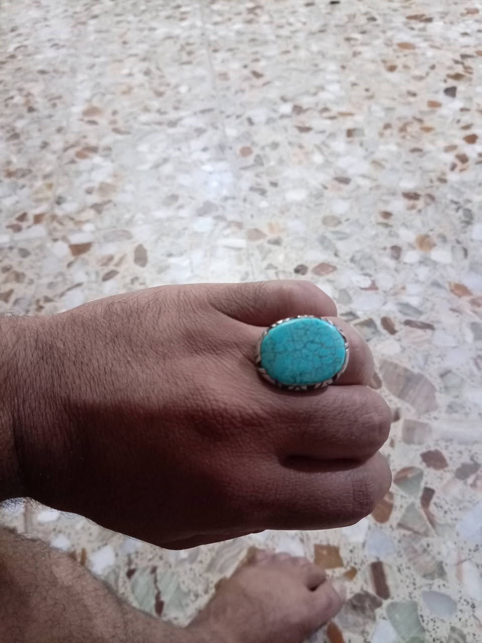 فيروز سينائي تحفه صياغه ثقيل قياس 25/شراي يتصل ويدلل سعر ٢٠٠ألف مكاني ميسان ***********
