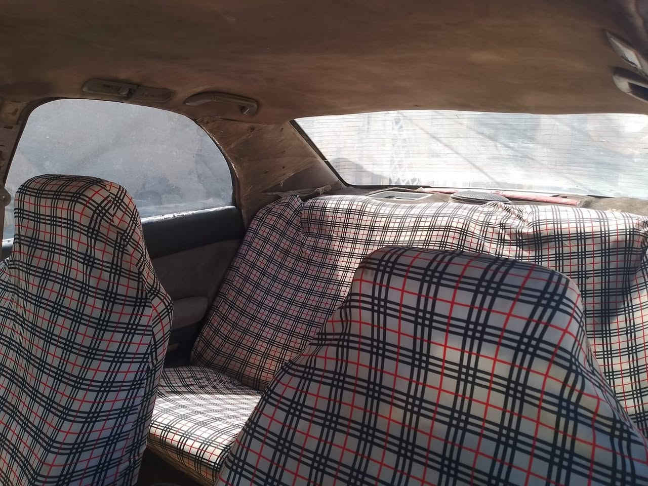 بطه متصل رقم نجف مكينه وكير 2500ديلكو بحالة جيدة كهربائيا كلها شغالة تخم تاير جديد حدادية جديدة، مالكها بالكوفة ومكانها نجف عليها غرامات 350 تنزل من السعر، سعرها ٣٠ وبيها مجال بخدمتكم***********
