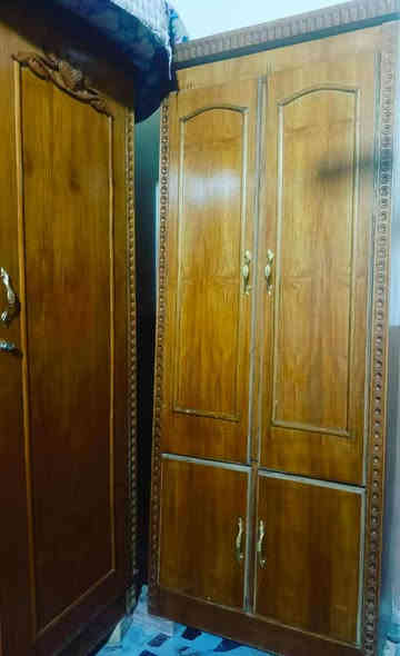 السلام عليكم غرفه حلوه ومرتبه  المضافه كدام العين خشب وصط ٤ملم العنوان ناحيه القياره السعر 580الاستفسار ***********
