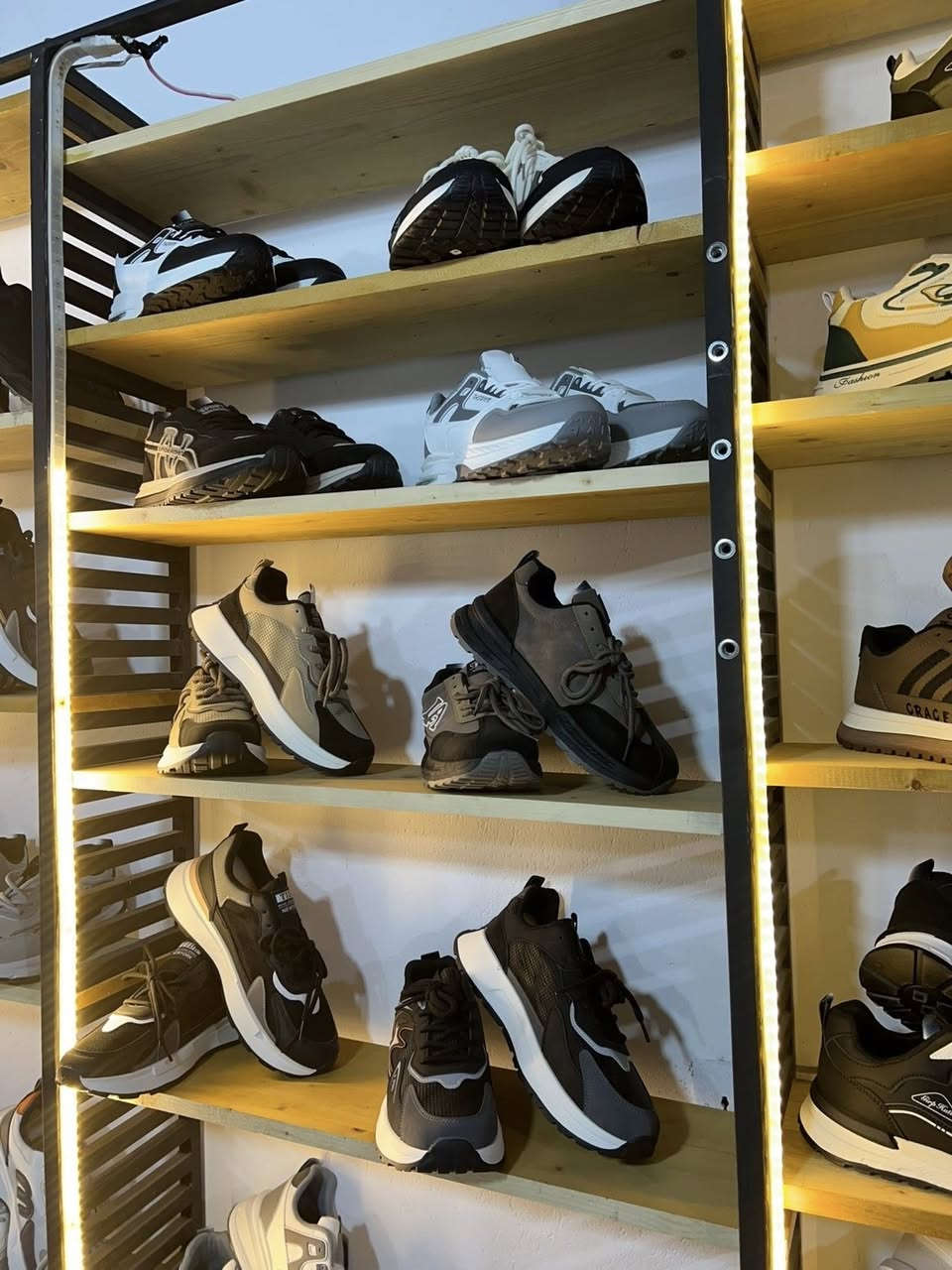 کالەی گەنجانی نیو باڵانس بە جوملەو موفرەد بەردەستە. ناونیشان پێنجوین نزیک مەلا حیسامی دوو


**إذا كنت صاحب هذا الإعلان وتريد حذفه لأي سبب، رجاءا أرسل رسالة إلى الدعم الفني**