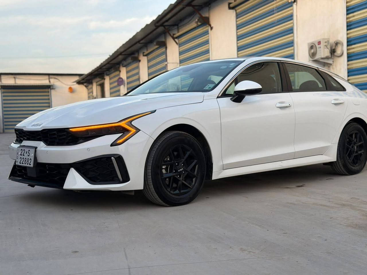 كي فايف 2025 ابيض 

محرك : 2500 تنفس طبيعي 

وارد اميركا 

بعدها زيرو عداد مشي 11 الف 

مواصفات LXS

1_بصمة 

2_ تشغيل عن بعد 

3_ بصمة ابواب مع ترحيب 

4_ بصمة جنطه 

5_ لد امامي خلفي مع عدسات زنون 

6_ حساسات 360 درجة مع اوتو ستوب 

7_ رادار امامي مع كامره 

8_ رادار خلفي مع كامره خلفية 

9_ رادار جانبي ونقط عمياء 

10_شاشه متصل ديجتل 

11_ شاشه تبريد ومسجل متصل متغير 

12_منافذ شحن خلفيه 

13_اطفاء ذاتي اقتصادي عن التوقف 

14_ سايد بريك كهرباء 

15_اوتو هولد 

16 _ تغيير مودات القياده 

17_مانع انزلاق 

18_ شاشه حجم كبير تدعم كار بلي 

19_ فول قياده ذاتيه مع فول تحكم ستيرن 

مرقم اربيل كامل دخول جديد وتحويل مباشر 

حادث سياره بل منشور بدون دواخل شرط

بدون دواخل شرط 

شواصي لغود مكفولات 

العنوان : بغداد الدورة 

السعر 185

استفسار : ***********
