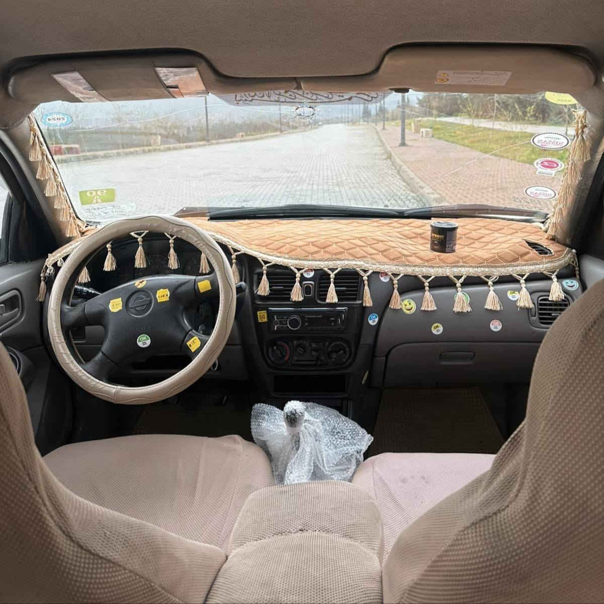 نیسان سەنی مۆدێل 2001   تاکسی 
سور و سپی  
سێ پارچەی سلێمانی  
 تەبرید ساردو گەرم بێ عەیب 
 پێشو دوای قرچی هەیە   
  شوێن سلێمانی  

سـعـر : لە کۆمێنت داوابکە ڕاستەوخۆ بۆت دێت 📥 

مەکینە 18 گێڕ و مەکینە  بێ عەیب 
هیچ کێشەیەکی تێدا نییە 

ژمارەی مۆبایل
  ***********
