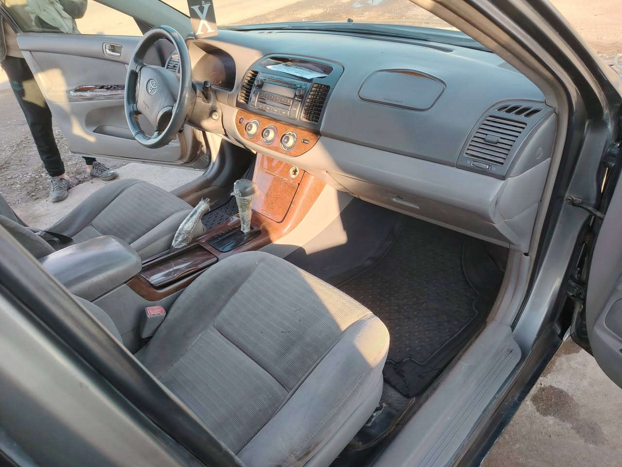 للبيع كامري موديل 2005 وارد أمريكي رقم سليمنية دولي محرك ٦ سندر مصبوغه احزام الاستفسار عن هذا الرقم ***********
