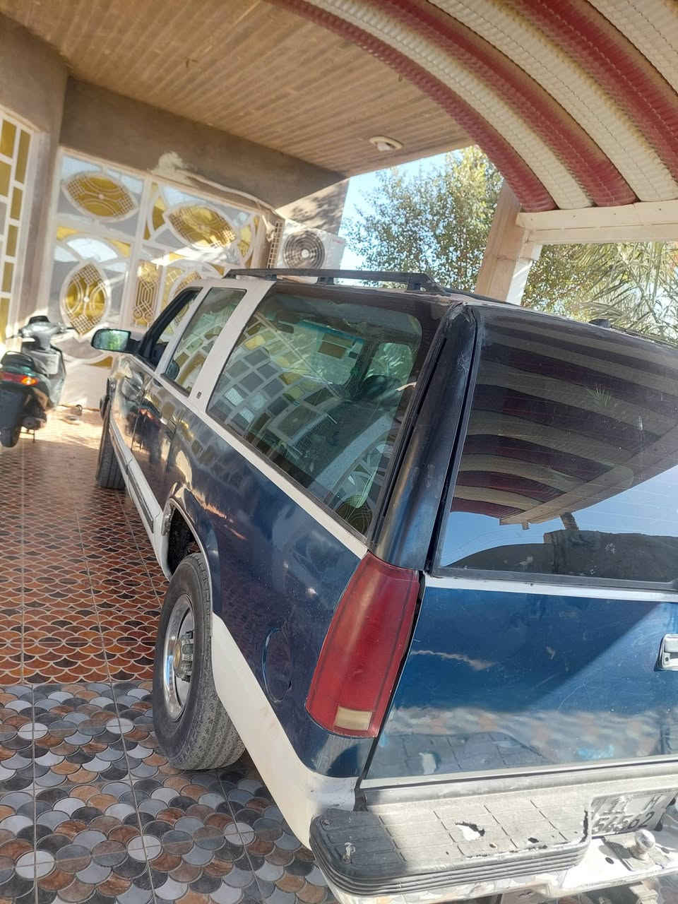 السلام عليكم.  
سياره للبيع او لمراوس
مكان القرنه الشرش 
تفاصيل اكثر رقم بي واتساب
بلاد مامحور. 
***********
