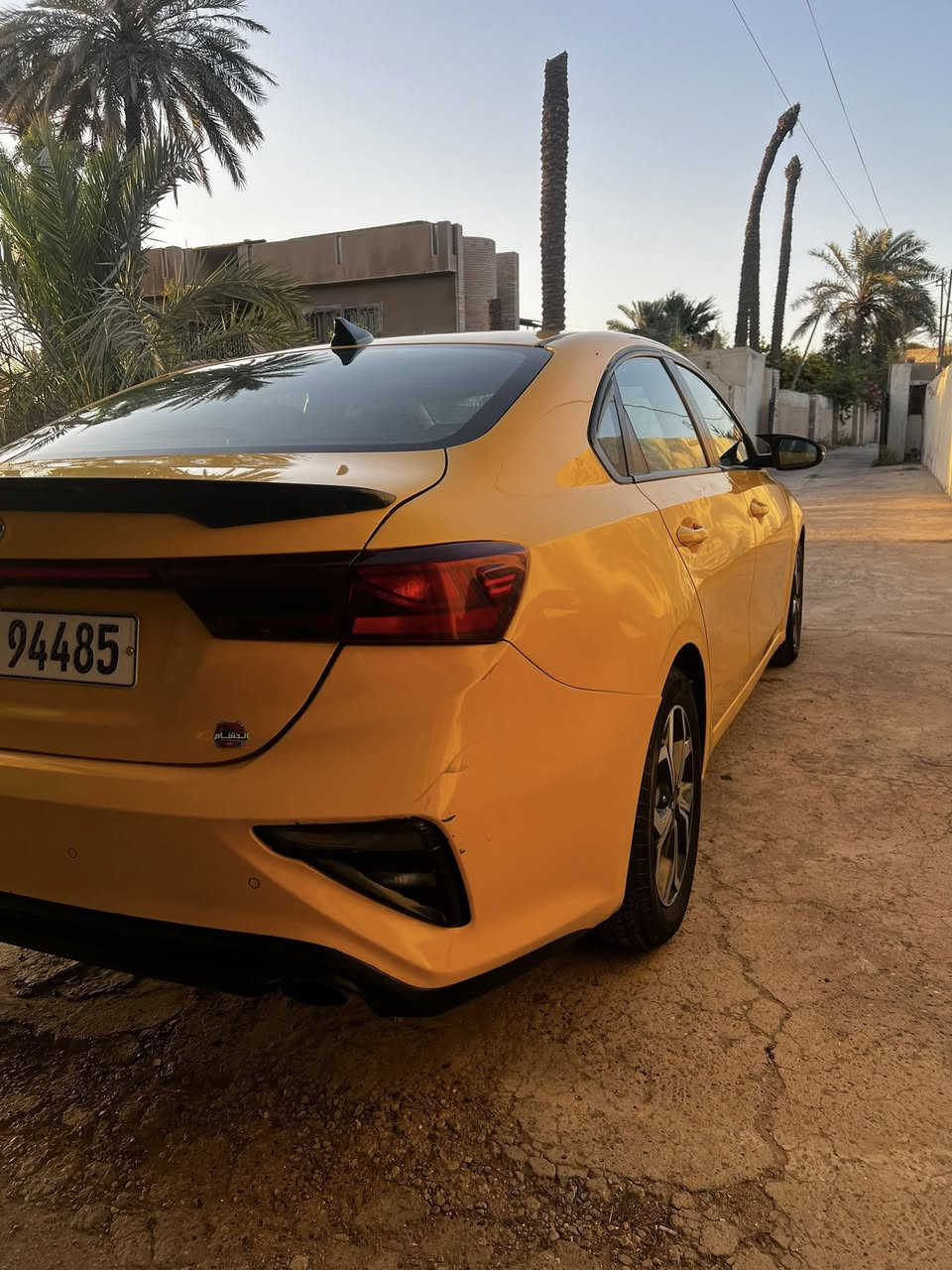 كيا فورتي 2019 وارد امريكي حادث امريكا صندوك البجم كبس حادث بلعراق فقط البنيد  السيارة جاهزه نقص فقط الصدر دبلات فقط ينزل من السعر وسعرها 117$  السيارة بأسمي تحويل ثاني يوم رقمي ***********

