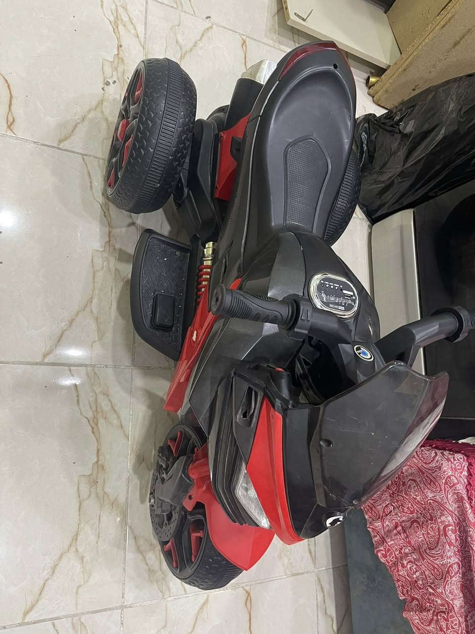 للبيع 
***********
***********
