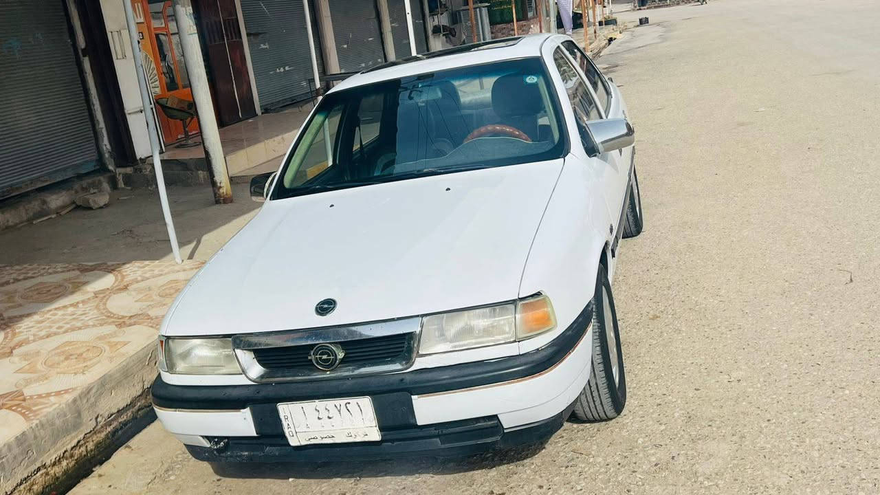 سلام عليكوم اوبل حجم 20
كير محرك شرط لا صبغ والا ضرب شريكه 
بس هلالات معمر سنويه لل 28 كابون بنزين موجود شرط التحويل سعر 45 بي مجال للطيبين***********
