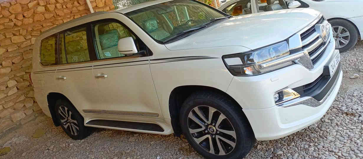 تويوتا لاند كروز 2019 فئة 4600 فكسار ماشية 100 الف كيلو حقيقي وشرط الكارتون السيارة و كلش جديدة والسيارة رقم دهوك تريد تحويل تريد وكاله و السيارة مكفولة كفالة من الصبغ والتبديل و الفتح و
الكير والمحرك كذللك مكفولات وابيع شرط السونار والسيارة فول 1/1 خنك و 5 كامرات و فول مكاني كربلاء الاستفسار *********** السعر 540و مواصفات السيارة هية بصمةسلايد وتشغيل عن 
بعد و 5 بصمات و وصندوق كهرباء لايت زنون دبل عدسة كهربائي وحساسات امامية وخلفية  4 كامرات 360 درجة و رادار امامي و تثبيت مسار و كراسي كهرباءو كراسي تبريد   و نضام صوتي JBL  محرك 8 سلندر حجم 4600
