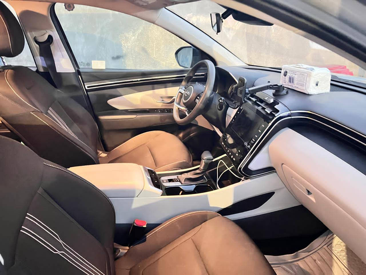 توسان 24 بدون رقم    مراوس 
جاملغ مبدل وصبغ ربع البنيد وصبغ شبرين بالجنطه دعاميه اصليه
محرك 2500
بصمه تشغيل عن بعد ابواب بصمه 
صندوك كهرباء 
كشن كهرباء 
رادار امامي جانبي خلفي 
تحديد مسار قياده أليه 
اتو هولد اطماء ذاتي 
تدفئه كشنات 
شاشه كار بلي 
شحن واير ليس 
تبريد قطعتين 
4x4 فور ويل 
السعر 175
الموقع حله 
***********
***********
