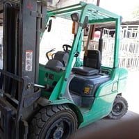 رافع شوكية مستيبوشي 3طن موديل 2013 تصال 07703343309