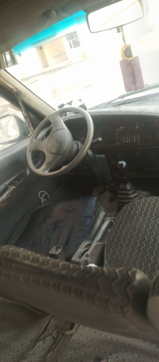 السلام عليكم سياره بريجو لبيع مديل 97رقم نكليزي سياره جاهزه بس مكينه تنقص تايرات حداديه شواصي مابيهن شي تجي شوف سوف عينك سعر 55وبيه مجال مكان البصره ابو الخصيب ورقم سياره بصره سياره بسمي تحويل ثاني يوم مصفر من هيه وغرامات وخط ساحه ابو الخصيب ***********
