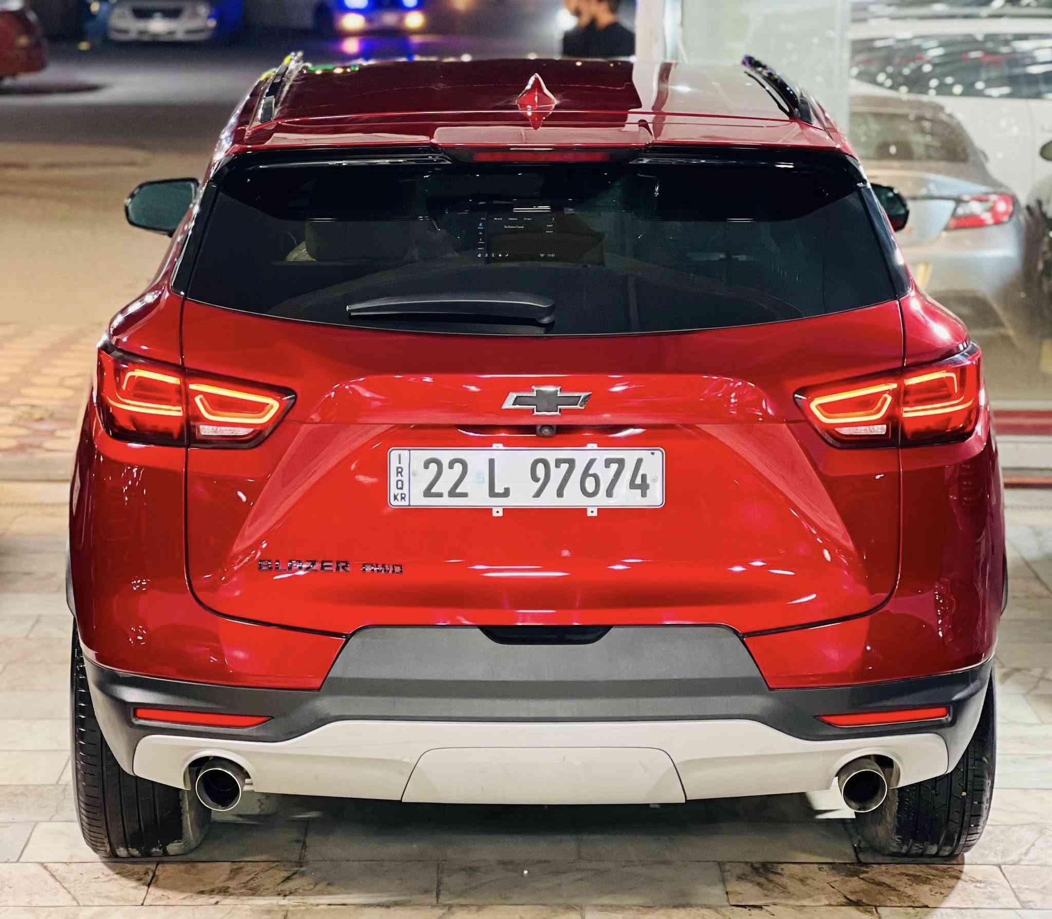 سلام عليكم للبيع شوفرليت بلايزر موديل 2023 فئه LT2 مرقم اربيل الجديد تحويل ووكالة بشرط حادث السياره جاملغ +بيبان ثنين ايرباك برده فقط محرك 4 سلندر 2000 توربو الكير والمكينه والحدادية بشرط الفحص عنوانها النجف الاشرف للاستفسار *********** غير متواجد ع الفيس السعر 190 ورقه مع المجال البسيط
