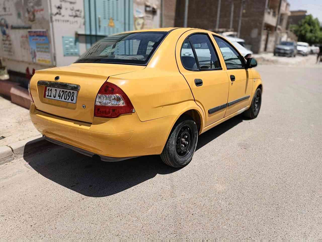 السلام عليكم
طيبه 2015 بغداد بأسمي مصفره هيئه وغرامات 
سياره مكفوله من الضربه والصبغ
عدا خياس بالدوسه موضح بالصوره
كير ومكينه وصدر وتبريد مكفولات 
السعر 38$
مكاني بغداد زيونه
***********
