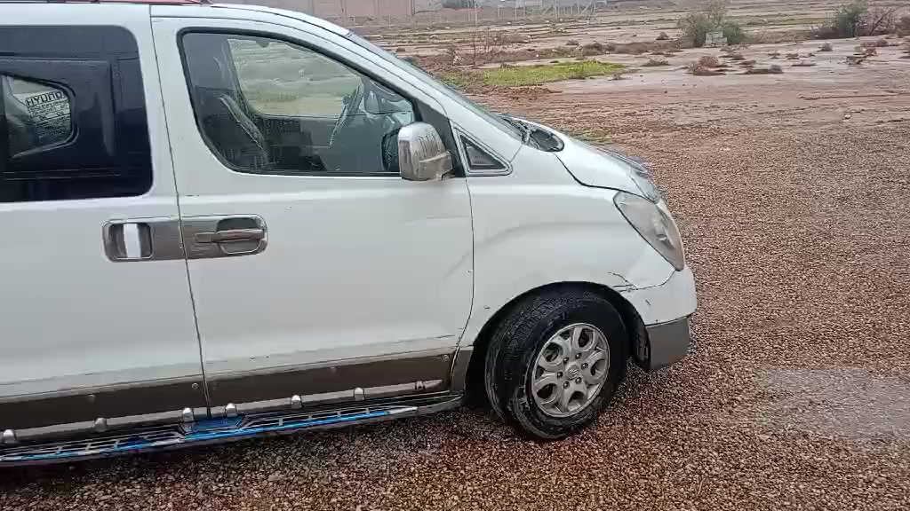 ٢٠٠٩ بغداد انكليزي باسمي بيها جاملوغ الخلفي بارد قليل تخم تاير مكينة كير اكسل كفالة ٥ ويل كب مكاني ديالى المقدادية سعرها ١٤٠ وبيها مجال بسيط 
***********
