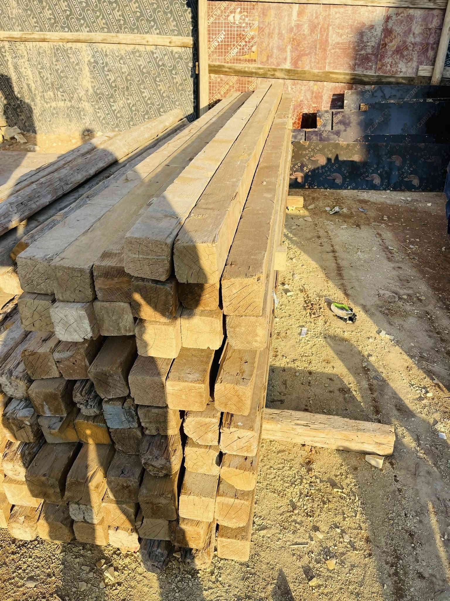 للبيع جكات + بلاويد + سير  /سعر مناسب ***********
