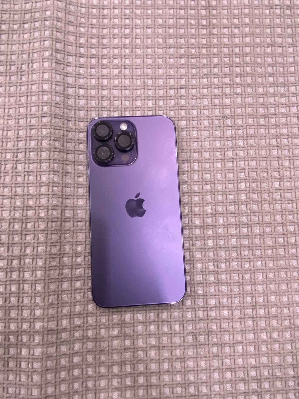 آيفون ١٤ ابرو ماكس جهاز شرق اوسط نضيف بطاريه 91 جهاز ما بي شخط ذاكره 512 قيم بل سعر يلي بالك كارتونه مال جهاز موجوده مع ملحقاتها *********** فقط واتساب
