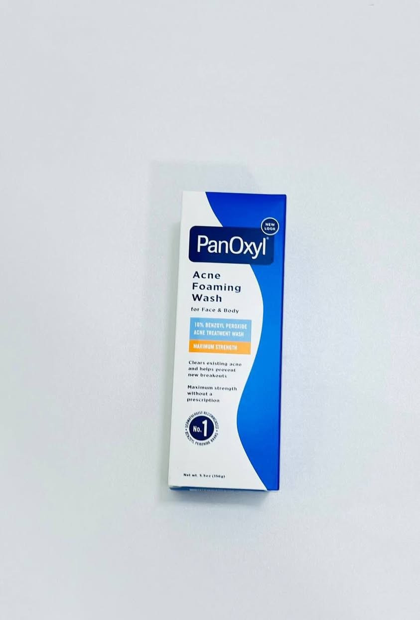 غسول بانوكسيل الرغوي لحب الشباب (PanOxyl Acne Foaming Wash) هو منتج موصى به من قبل أطباء الجلدية لعلاج حب الشباب للوجه والجسم. 

المكون الرئيسي: يحتوي على 10% بنزويل بيروكسيد، وهو مكون قوي مضاد للبكتيريا يقتل البكتيريا المسببة لحب الشباب. 

الاستخدامات: يعالج حب الشباب الموجود ويساعد على منع ظهور حبوب جديدة، كما يزيل الزيوت الزائدة وينظف المسام بعمق. 

مناسب لـ: الوجه والصدر والظهر، ومناسب لجميع أنواع البشرة.

السعر خاص🤍

توصيل كافة محافظات العراق 🚗

#بانوكسيل #panoxyl #حبوب_الظهر #حب_الشباب #كوزمتك #بنات #بغداد #عراق #اكسبلور #fypシ


**إذا كنت صاحب هذا الإعلان وتريد حذفه لأي سبب، رجاءا أرسل رسالة إلى الدعم الفني**