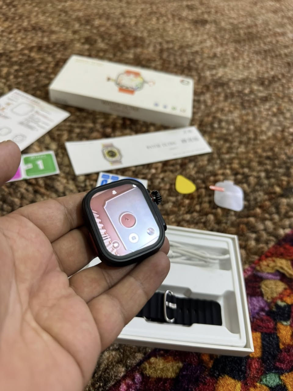 السلام عليكم ساعة ذكية من طراز S10 Ultra تعمل بنظام أندرويد وتدعم شبكات 4G.تتميز الساعة بشاشة من نوع AMOLED ودعم تركيب شريحة اتصال SIM.تحتوي على نظام تشغيل أندرويد كامل، مما يسمح بتثبيت تطبيقات مثل واتساب و وي تشات و متجر التطبيقات.تتضمن  كاميرا دوارة وميزات مثل الواي فاي (Wi-Fi) و نظام تحديد المواقع (GPS)#اكسبلور


**إذا كنت صاحب هذا الإعلان وتريد حذفه لأي سبب، رجاءا أرسل رسالة إلى الدعم الفني**