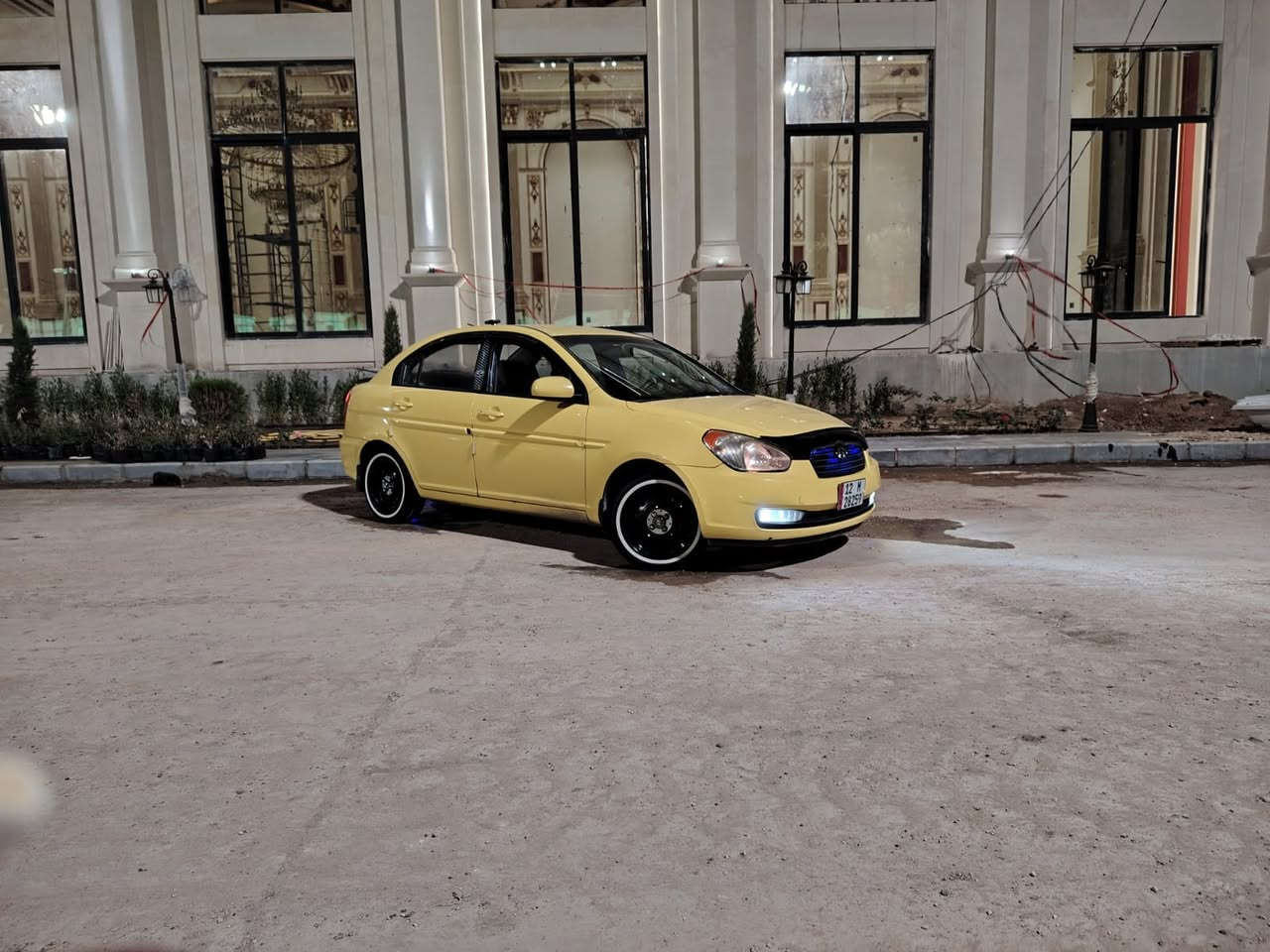 السلام عليكم مرخصت الدمن اكسن دبدوب موديل 2010 للبيع فول اتوماتيك ضرر طخه خفيفه بلجاملق الخلفي مكينه 16تبريد شقال شرط التحويل اسعر 100التصال عل ***********
