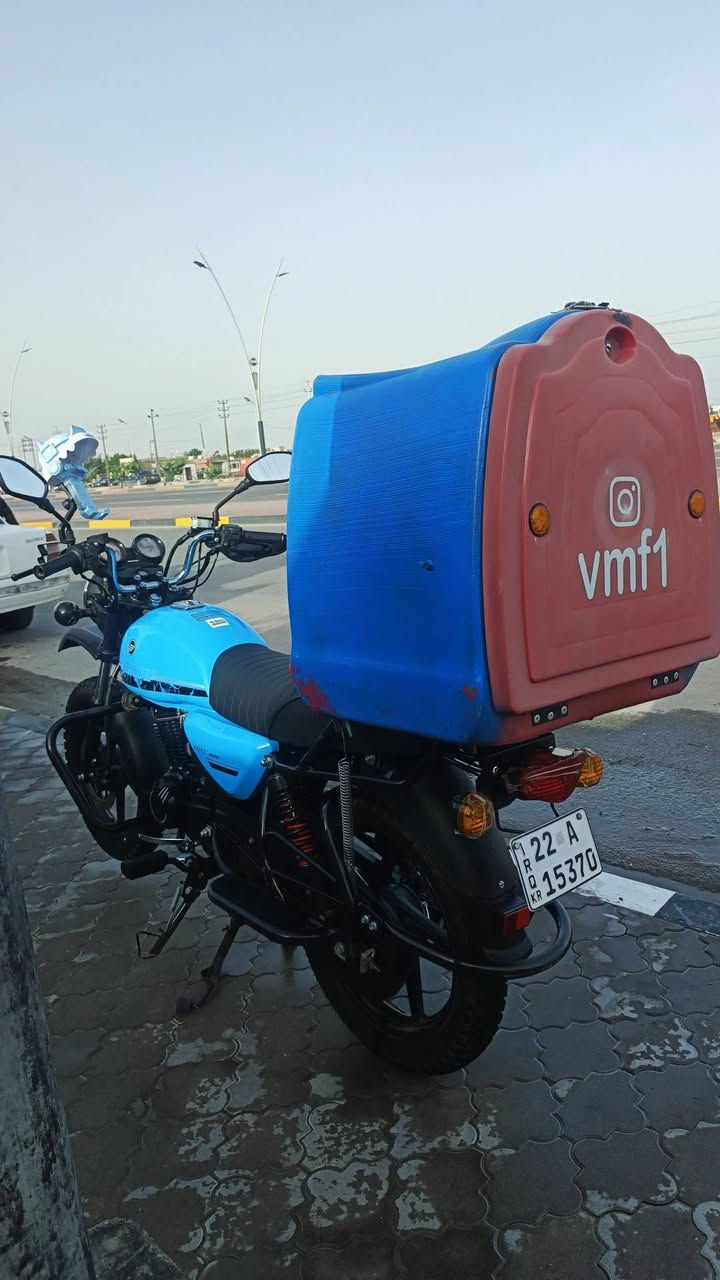 دراجه كي واي للبيع استخدام شهرين من الوكيل محرك ٢٠٠ مامفتوح كلشي ع بلاد دراجه كامله مكلمله برقي ما نقصها محتاج وريد ابيعها مكاني الزبير رقمي *********** واتساب فقط
