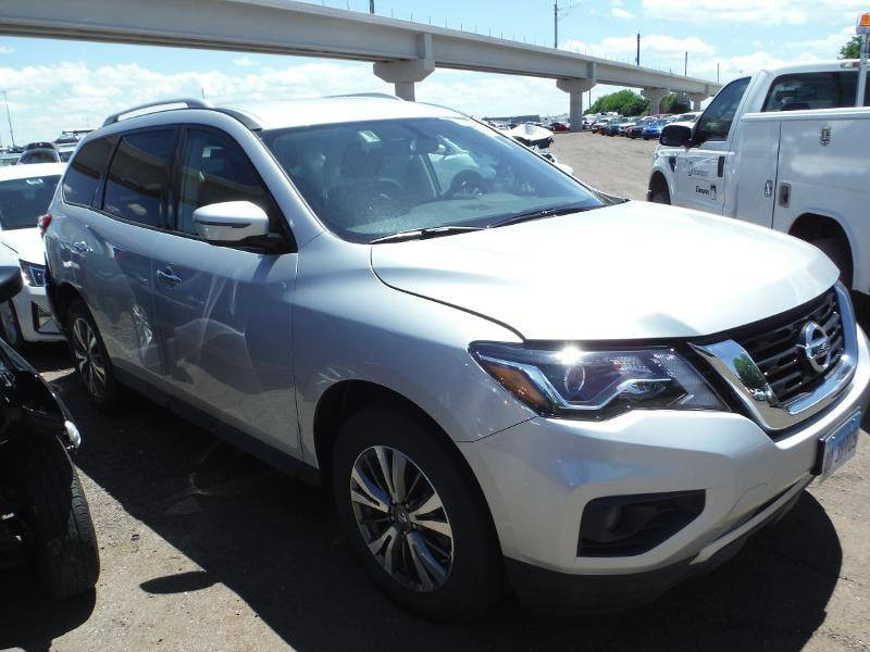 السلام عليكم نيسان بافندر موديل ٢٠١٩مواصفات  SV صور الحادث داخل المنشور ***********
