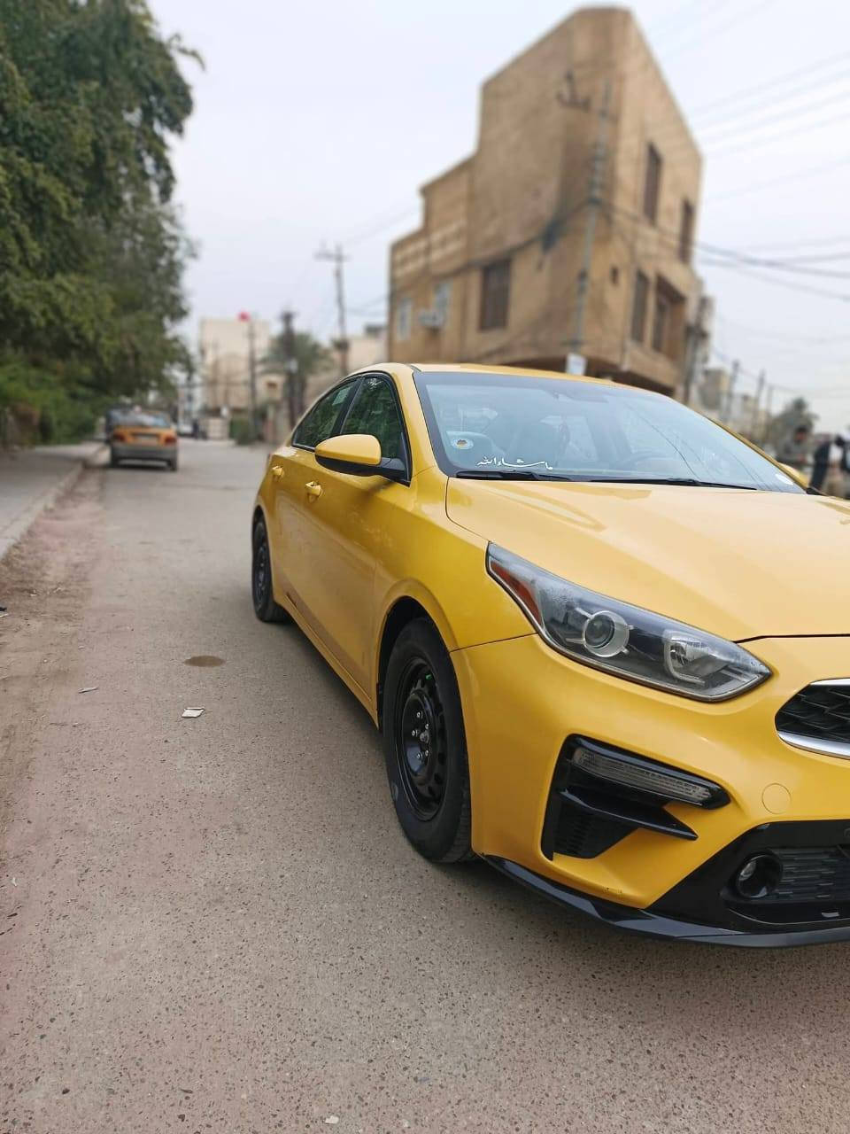 السلامو عليكم كيا فورتي للبيع موديل 2019كير at سياره جديده كير مكينه جديده صبغه أولى سياره بااسمي العنوان بغداد السعر 137وبيهه مجال حك الجيه رقم الهاتف ***********
