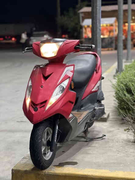 سلام عليكم شلون شباب GTRالبيع كفاله عامة برغي مال كفر ممفتوح ختم واحد ويه لمحرك كلهة شغاله ترايك لشمال السعر 1400وبيه مجال دراجة ولا غطلة بل حقيقة احلة عنوان بغداد رقمي ***********
