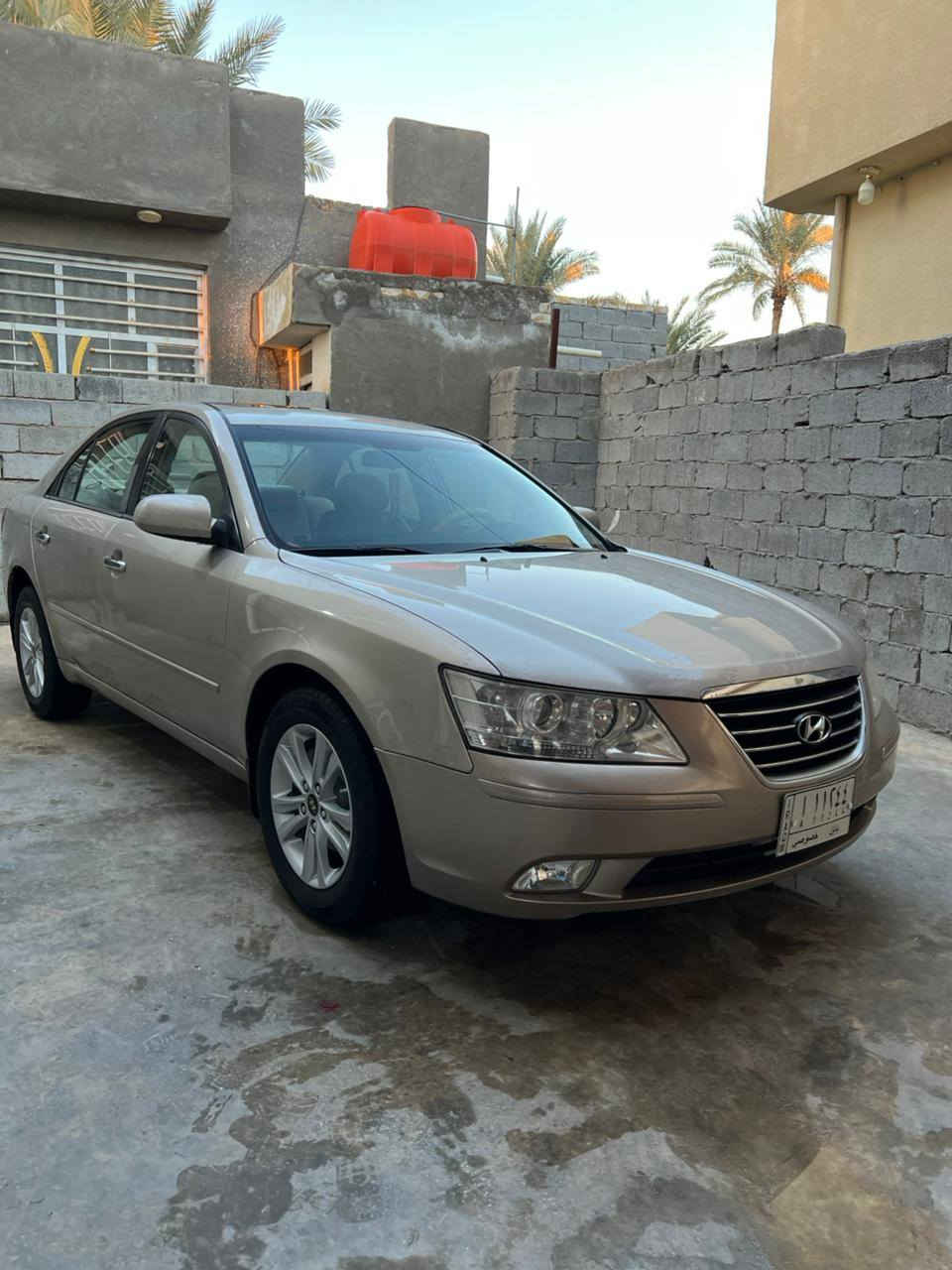 من رخصت الادمن المحترم 
سوناتا للبيع موديل 8 امريكي رقم بابل بسمي تحويل مباشر بي وقت يعجبك 
موصفات 
فتحه سقف
تحكم جهتين
مثبت سرعه
مانع انزلاق 
كشنات كهرباء
شاشه كامره 
تبريد ثلج تدفئه
حجم المحرك 2400
حداديه 100%
الضرار 
بيه صبغ ٣ قطع بدون دواخل سياره ليبل واحد حته دعاميات 
بل خير عل ياخذه معروضه 105وبيه مجال
***********
