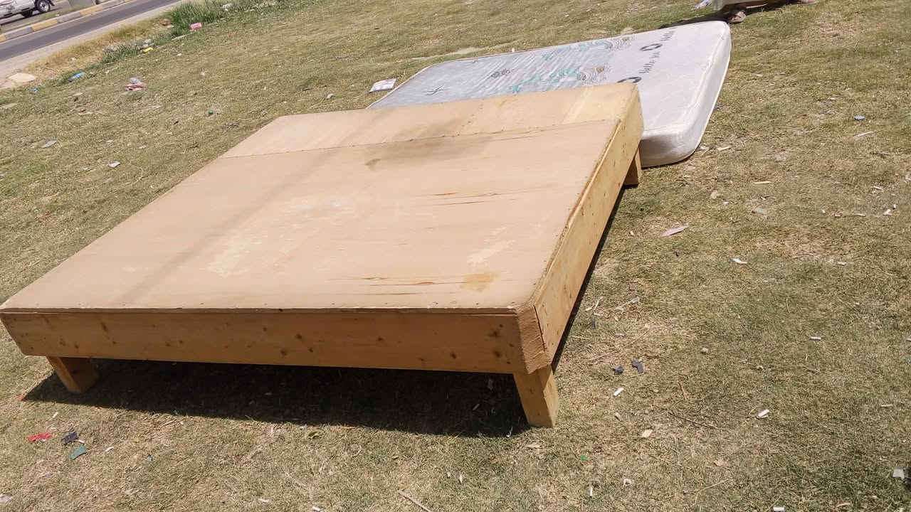 غراض للبيع المكان نجف شراي يتفضل خاص موجود توصيل


**إذا كنت صاحب هذا الإعلان وتريد حذفه لأي سبب، رجاءا أرسل رسالة إلى الدعم الفني**