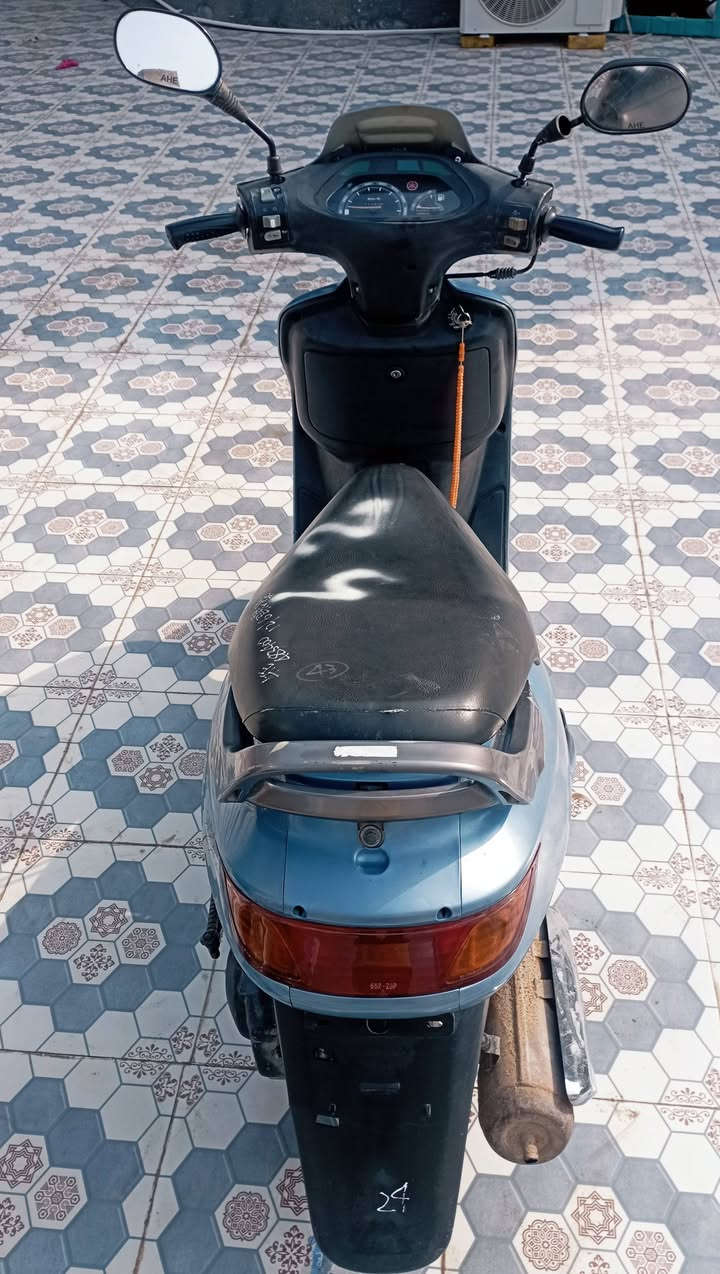 السلام عليكم
دراجه فراشه للبيع الدراجه مكفوله كفاله عامه رمبه طالعه بمحرم 

الدراجه مابيها نقص السعر 600 وبيها مجال كلش بسيط حك الجيه المكان بابل حي المراد الاستفسار ***********. ***********
