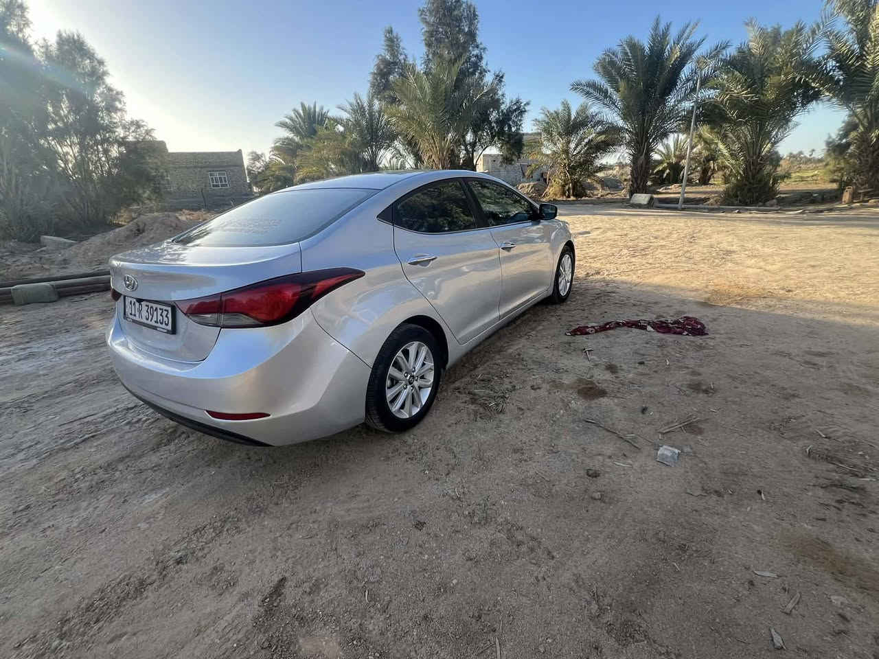 سلام عليكم النتره لبيع مديل 15 خليجي رقم بغداد جديد سياره جاهزه اي نقص مابيه بيه قطعتين صبغ بدون عابر مكان ديوانيه لحمزه سعر 110 وبيه مجال مواصفات سياره تبريد قطعتين  ***********
