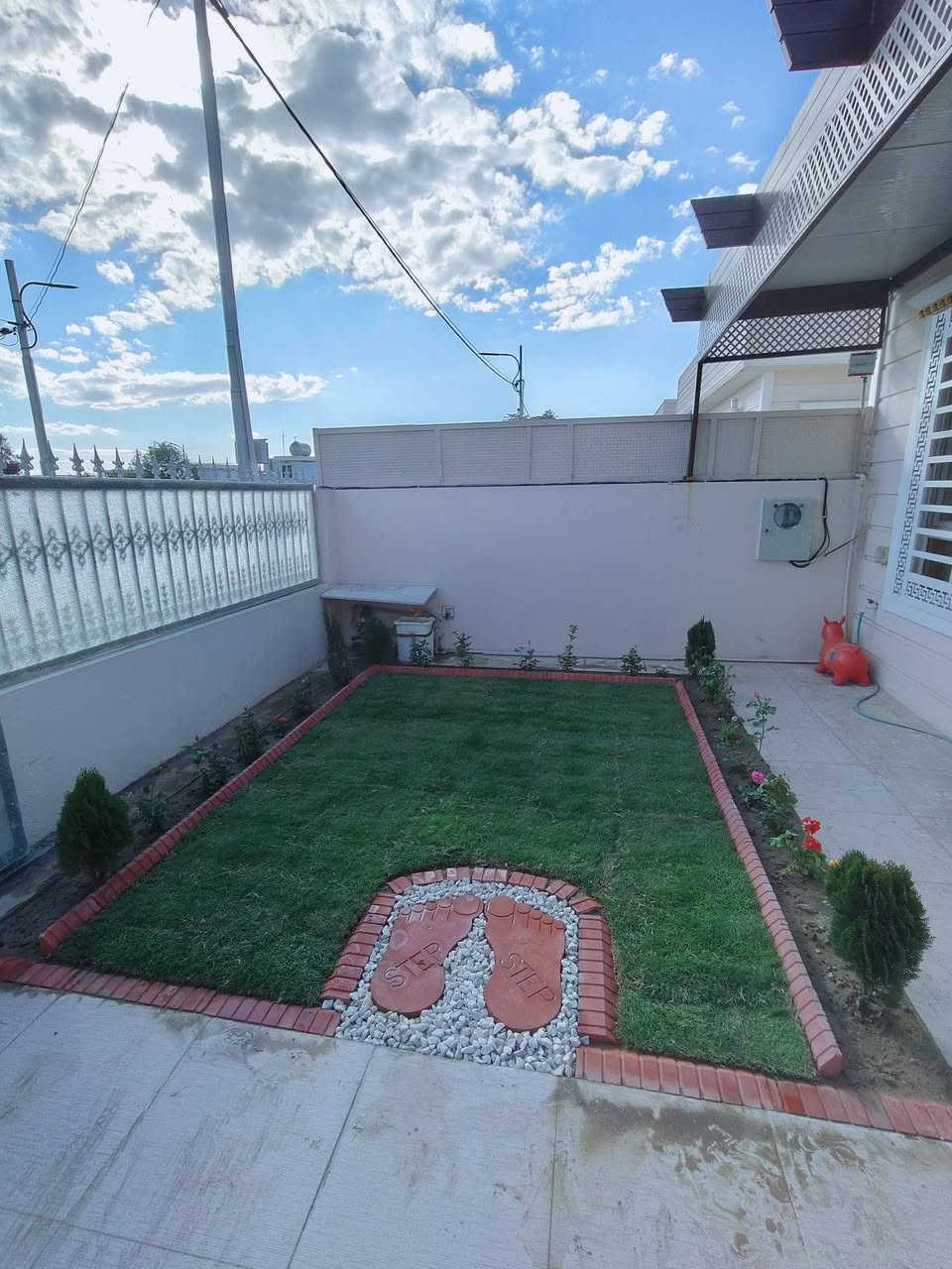 🌳خلي حديقتك ويانه اجمل 🌳🌹
📌(نعمل لأجلكم ونقدم الأفضل لكم بأنسب الأسعار
📌(تصميم الحدائق وتبديل زميج  حسب الطلب)🌳
📌(نعمل تنظيف وترتيب الحدائق وقص ثيل وتقليم اشجار)
📌(نعمل لتجهيز الثيل الطبيعي)🌳
📌(نعمل على تقليم وترتيب جميع الأشجار وادامه شهريه للحدائق)🌹
📌مستعدون للعمل حسب الطلب   
للاستفسار اكثر مراسلتنا على الصفحه او الاتصال على الرقم التالي 
📞***********📞
