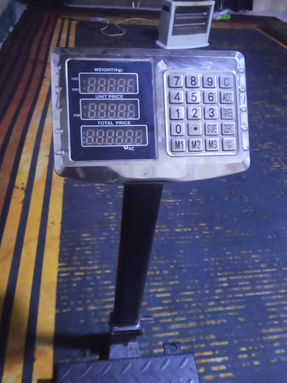 سلام عليكم ميزن لبيع يشيل 150كيلو صار سبوع من اخذت رايد 30قفل ***********
