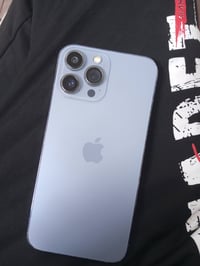 ايفون ١٣ برو ماكس • ٢٥٦ • بطاريه ١٠٠%