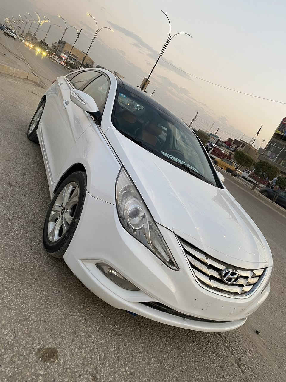 سوناتا خليجي موديل ٢٠١١ فووول مواصفات حجم المحرك ٢٤٠٠ دوش بيه جاملغ وحافة البنيد بدون دواخل سياره جاهزه للأخير ومال جناي مكلف بالنشر اتصل بصاحبها *********** ابو عبدالله مكانها حله
