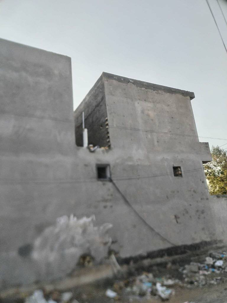 مشتملات العدد 2    طبك   مطلوبات اسكان   60     يعني كل واحد   30    وتطلوعه   المشتمل الواحد  55    البيت جديد بعد محد كاعد بيه العنوان شارع الحسينيه  محزم الرابعه يم مسجد الرحمان   مع الصور
للاستفسار اكثر اتصلو ع رقم او تفضلو للمكتب مشارع الكوتيه المهندسين مكتب ابو حازم 
***********
