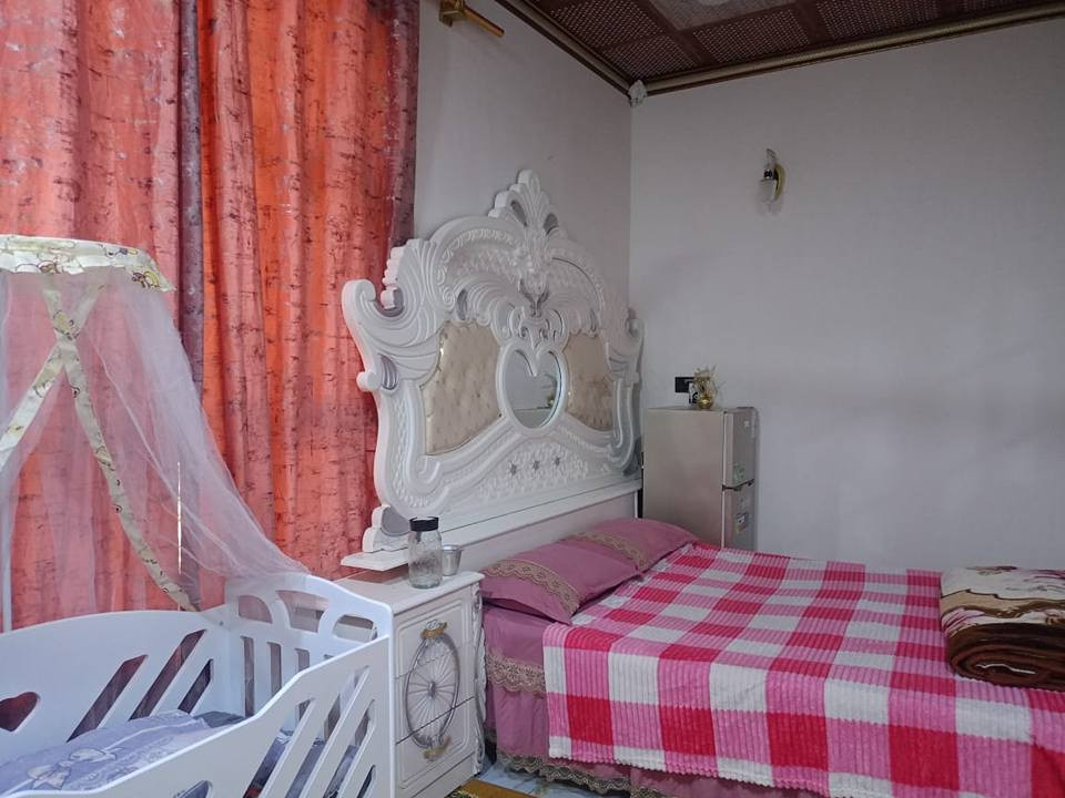 غرفة نوم صار سنه لمن اشتريتهه بيهه اضرار بسيطه اريد ابيعهه لان مساحة الغرفة صغيرة النجف, العراق


**إذا كنت صاحب هذا الإعلان وتريد حذفه لأي سبب، رجاءا أرسل رسالة إلى الدعم الفني**