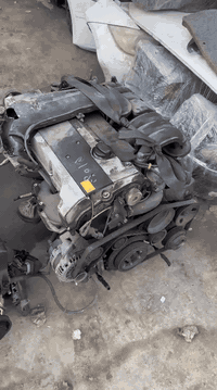 متوفر محركات مرسيدس جمله فقط للستفسار:07887943740